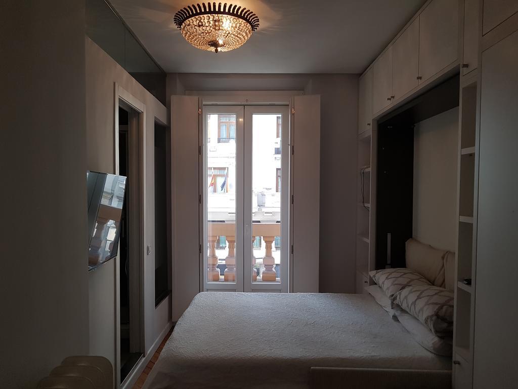 Hostal Montecarlo Madrid Extérieur photo
